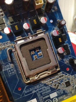Placa base Gigabyte GA-945GCMX-52