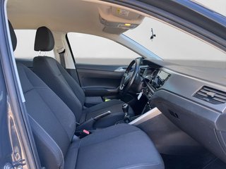 Volkswagen Polo 1.0 ADVANCE