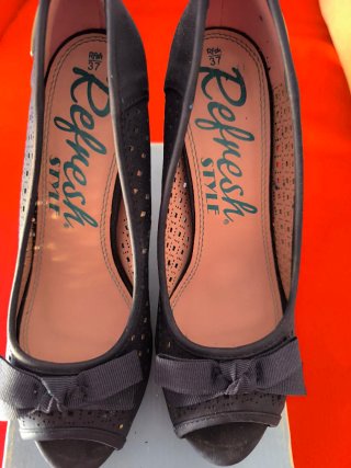 Zapatos Refresh tacón azul talla 37