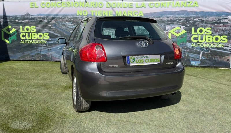 Toyota Auris 2.0 D-4D Sol 3p / 5p 2008, foto 4
