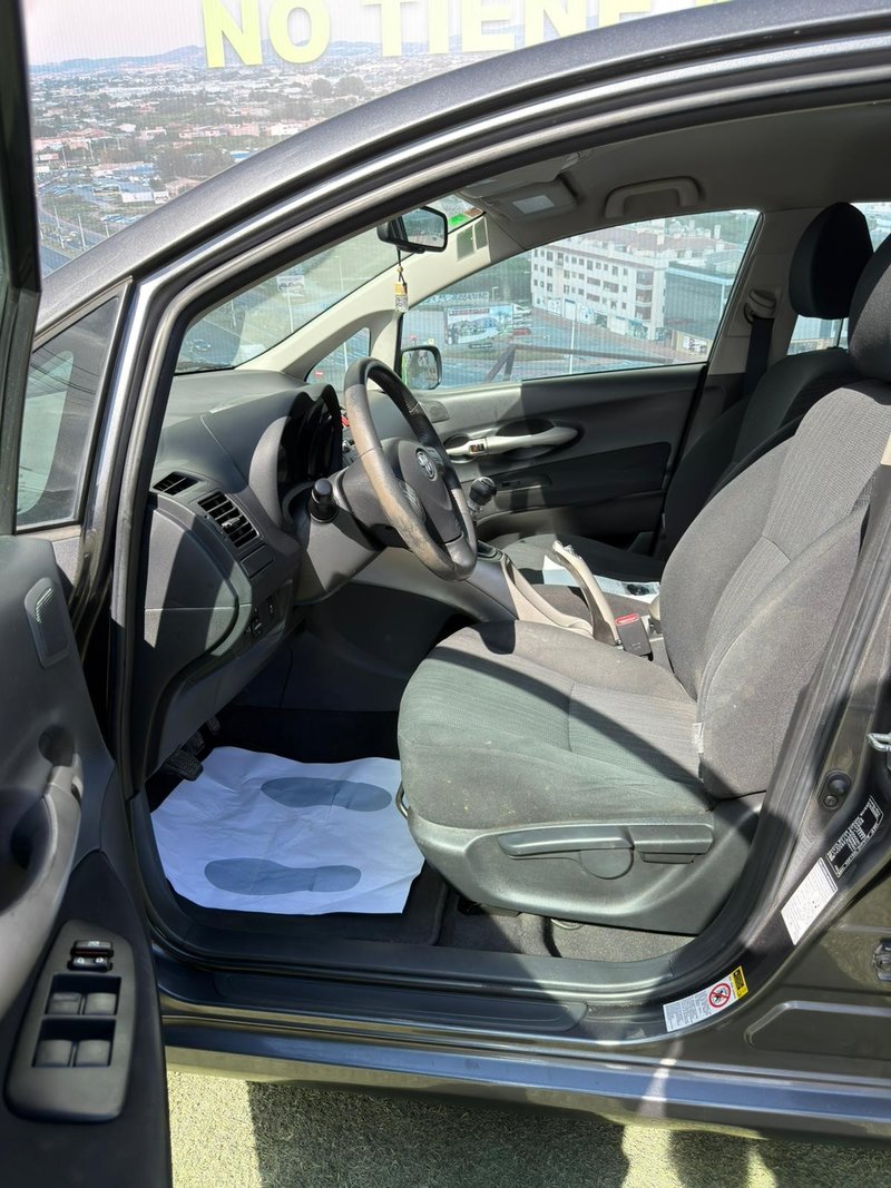Toyota Auris 2.0 D-4D Sol 3p / 5p 2008, foto 6