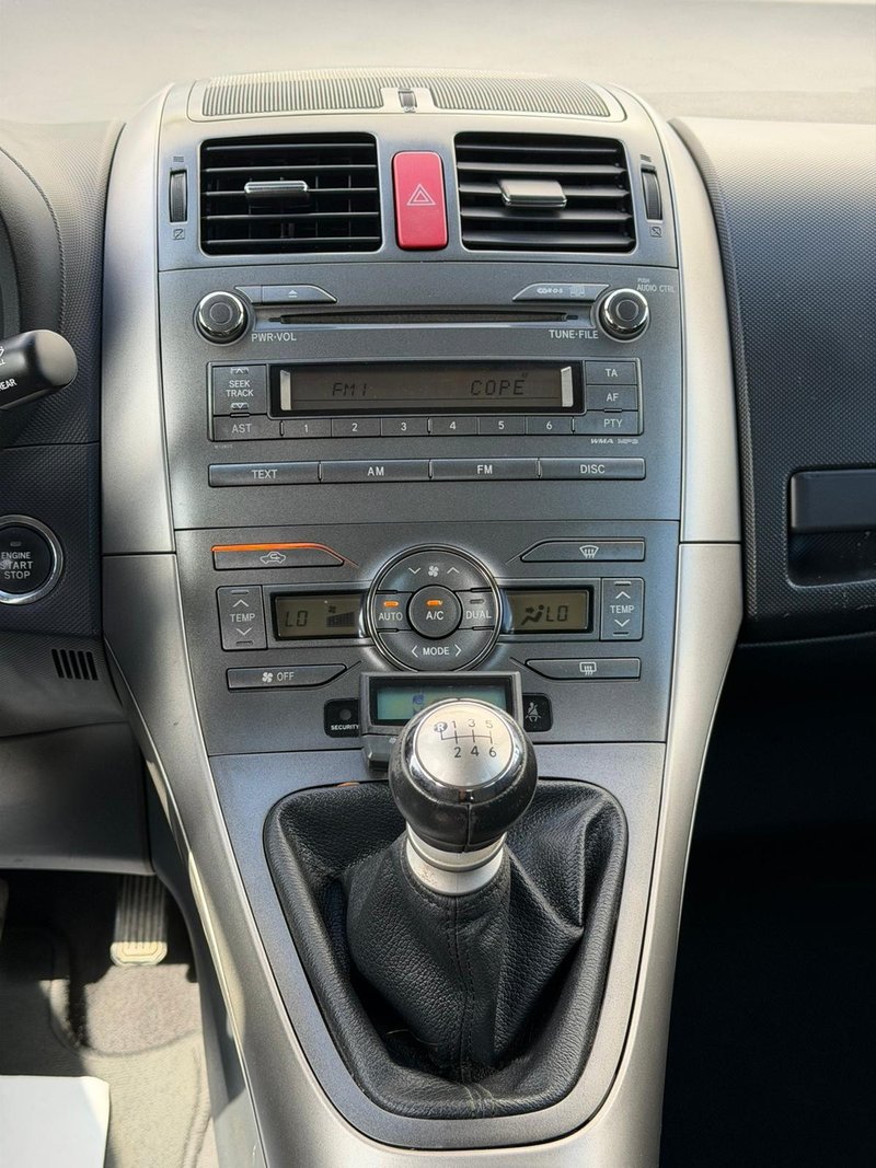 Toyota Auris 2.0 D-4D Sol 3p / 5p 2008, foto 10