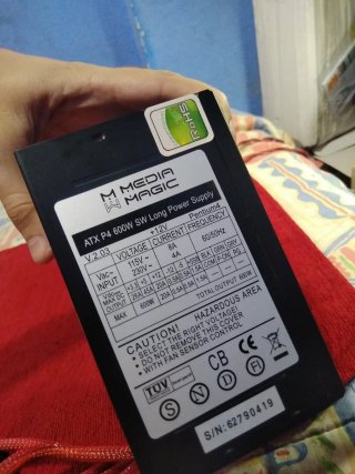 Fuente Alimentación Gaming Negra