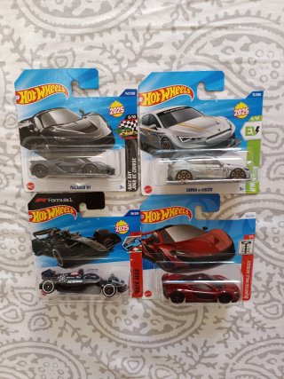 Lote/Pac 4 Hot Wheels