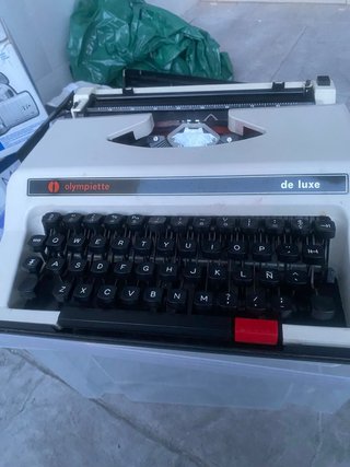 Máquina de escribir Olympiette de luxe