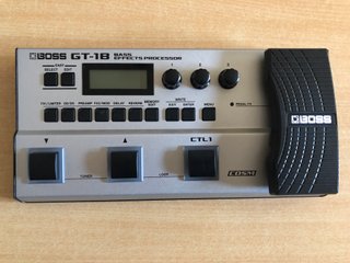 BOSS GT-1B Procesador de Efectos para Bajo