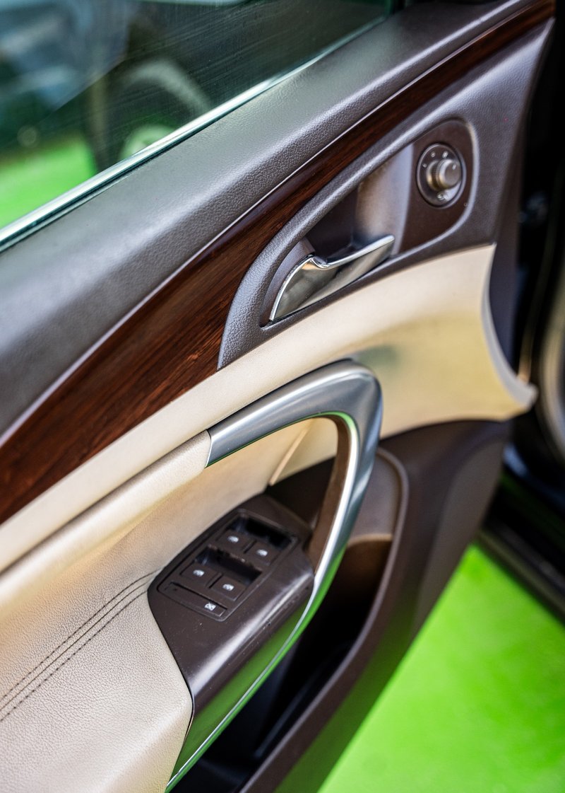Opel Insignia 2009, foto 8