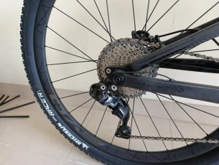 BH LYNX RACE CARBON Talla M