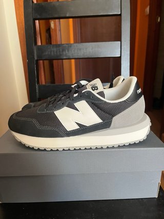 Zapatillas New Balance 237 Negro/Gris