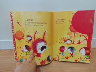 Libro infantil  Pequeña monstruo