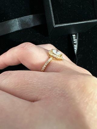 Anillo Corazón Oro 18K con Circonitas