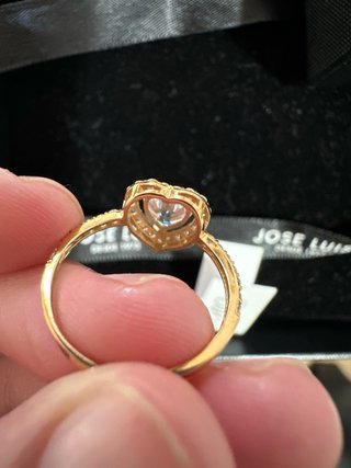 Anillo Corazón Oro 18K con Circonitas