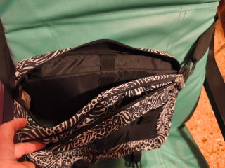 Bolsa Reebok multicolor compartimentos