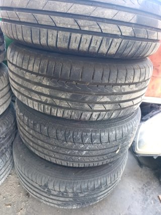 Llantas Ford 16