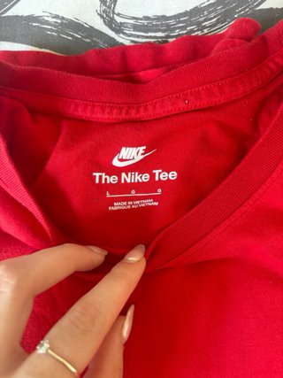 Camiseta Nike Roja Talla L