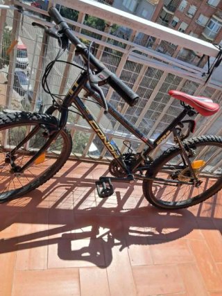 Bicicleta CONCA Negra