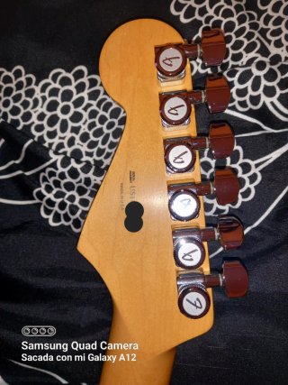 Guitarra Eléctrica Fender American Deluxe Shawbuck