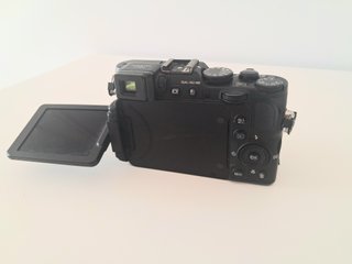 Nikon Coolpix P7800