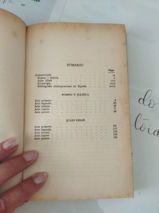 Romeo y Julieta ; Julio César