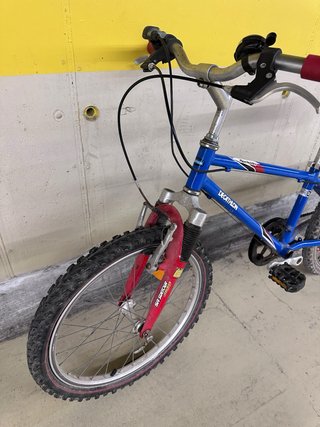 Bicicleta infantil Decathlon azul