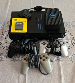 Pack PS2 Fat + Multitap + 3 Mandos + 7 Juegos