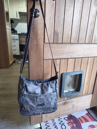 Bolso Anekke Marrón y Plateado