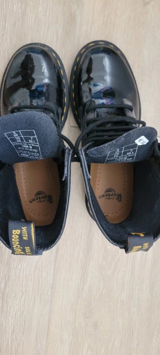 Botas Dr. Martens charol negras NUEVAS