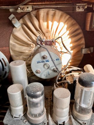 Radio Philips 758U Válvulas
