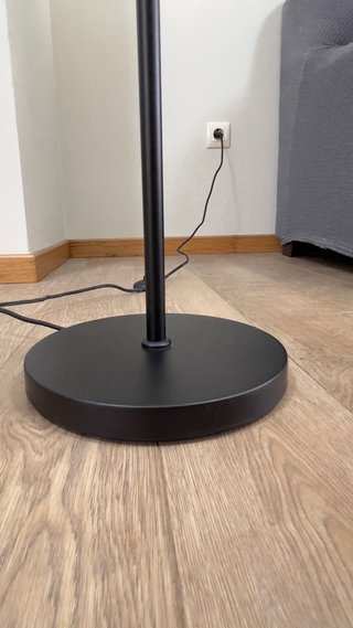 Base lámpara de pie Sklum.
