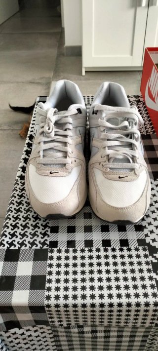 Nike Air Max Command Talla 42