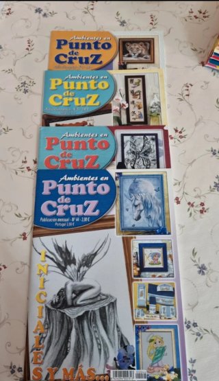4 revistas de punto de cruz DMC