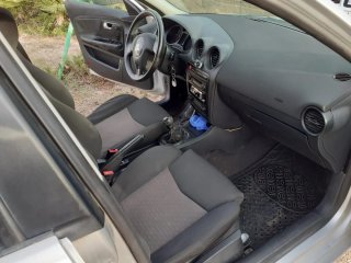 SEAT Cordoba 2004