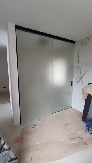 MONTAJE MAMPARAS DE BAÑO Y MÁS