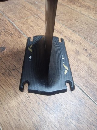 Mástil KT Carbon 77 + funda
