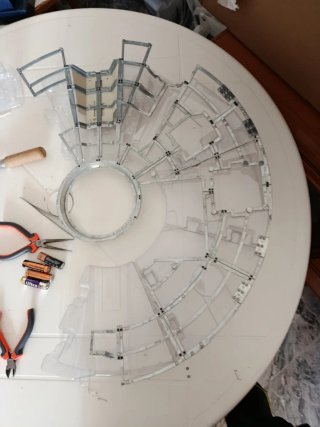 Maqueta Halcón Milenario Planeta Agostini