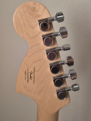 Fender Squier affinity custom + Funda + Soporte