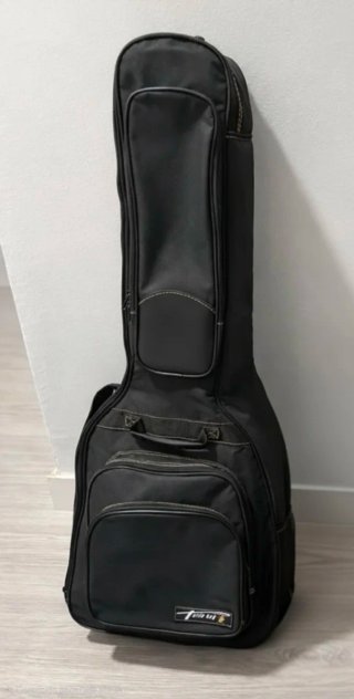 Fender Squier affinity custom + Funda + Soporte