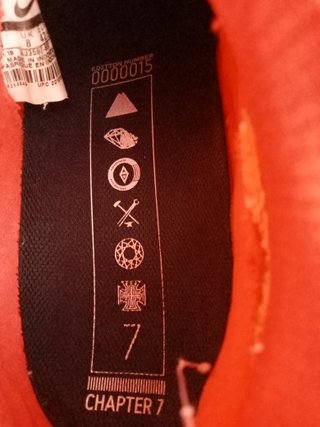 Ténis Nike Vermelhos