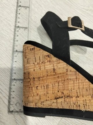 Sandalias cuña negras