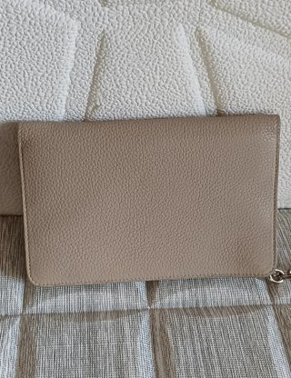 Portafoglio Bally donna con catena beige