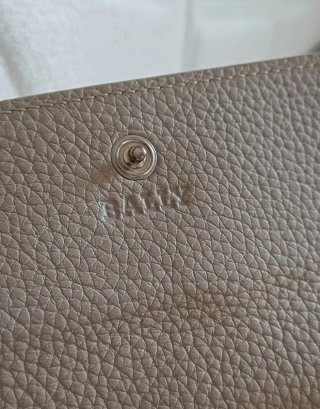 Portafoglio Bally donna con catena beige