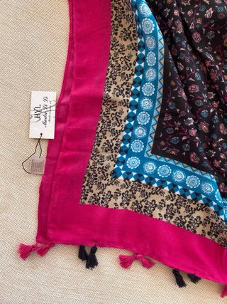 Bufanda de seda con estampado floral