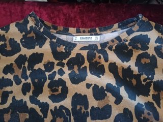 Camiseta Pull&Bear Estampado Animal Print Talla M