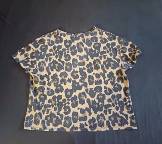 Camiseta Pull&Bear Estampado Animal Print Talla M