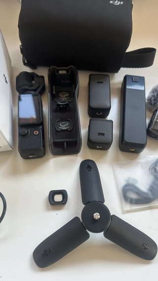 DJI Osmo Pocket 3 Creator Combo