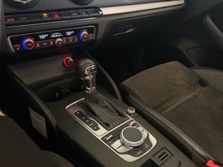 Audi A3 Sportback 1.8 Quattro TFSI 180 Stron Sline