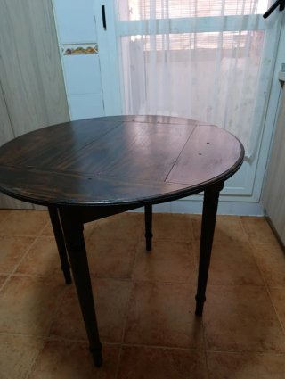 Vintage dark wood dining Table(Mesa circular ❤️♻️