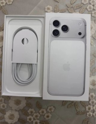 iPhone 17 Pro Blanco 128GB - ¡Como Nuevo!
