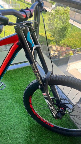 Bici de descenso Scott Gambler 730