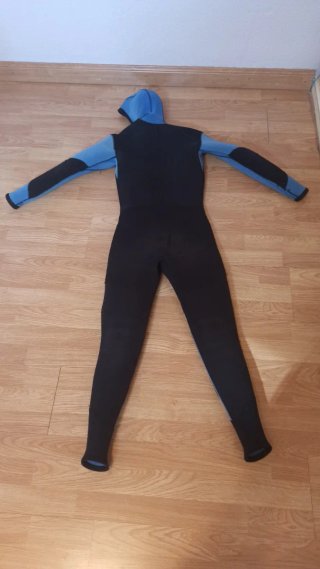 Neopreno buceo con capucha 5mm. Tecnomar. Talla 2.